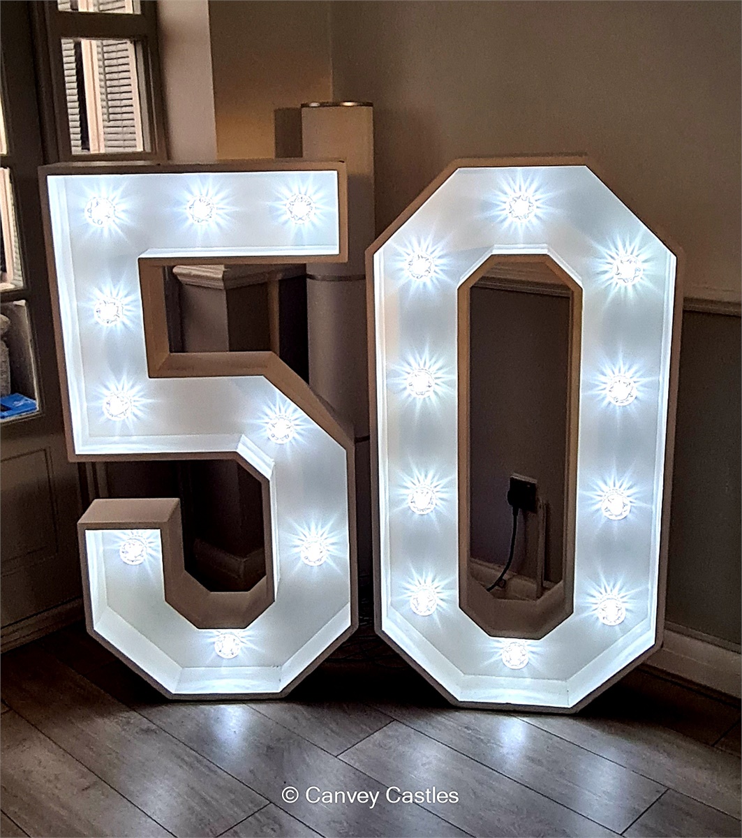 4ft LED Light up Number 5 - Bouncy Castle Hire in Essex | Canvey Castles