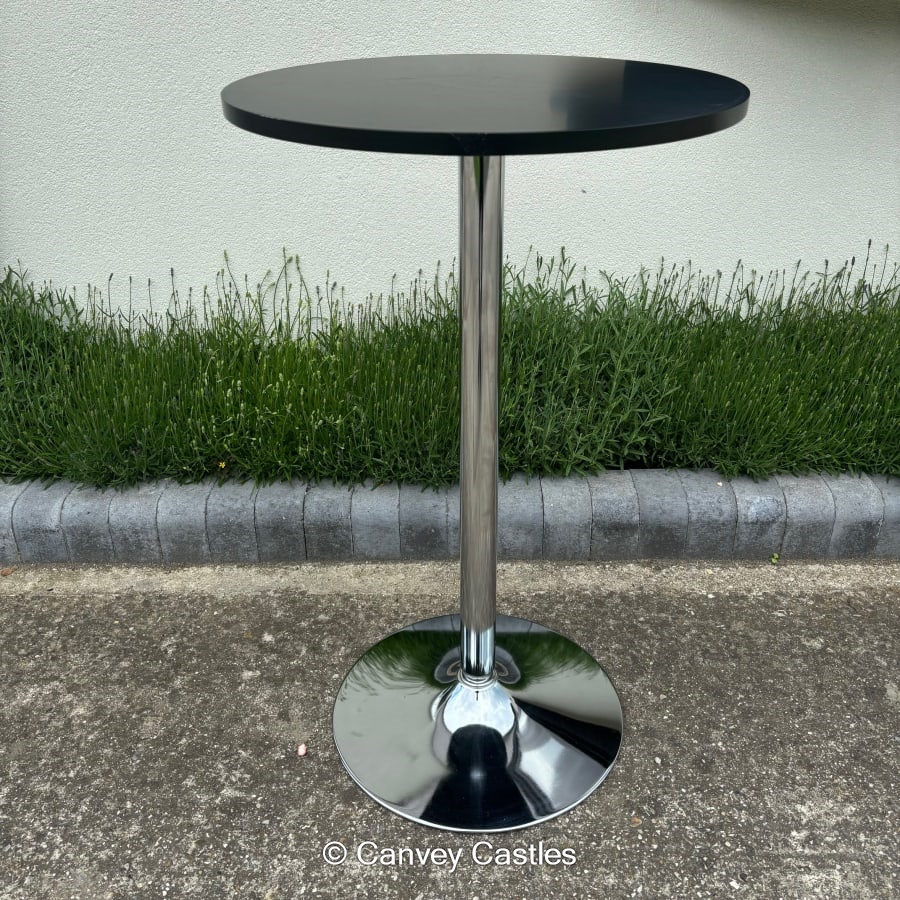 Quality Chairs And Tables Hire Service in Essex Canvey Castles